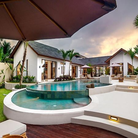 Villa Crystal Lagoon By Balisuperhost Ουμπούντ Εξωτερικό φωτογραφία